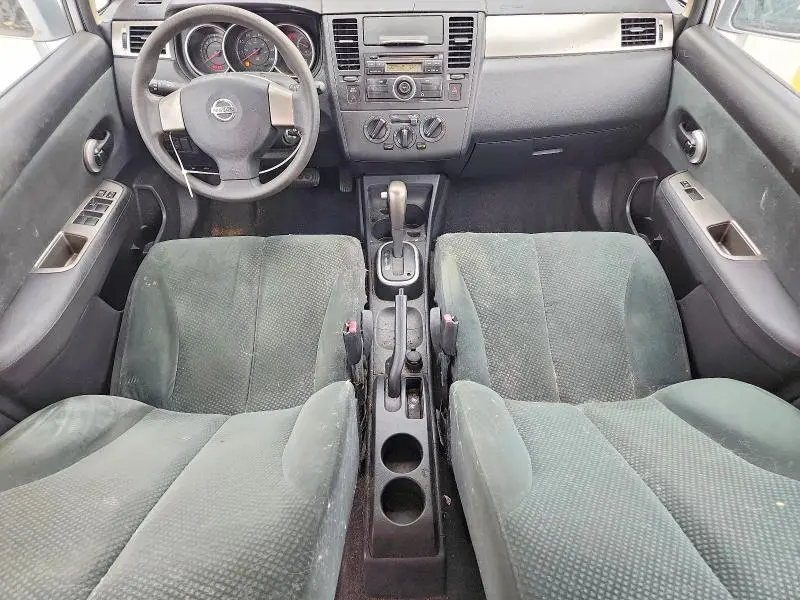2011 NISSAN VERSA 1.8 S  