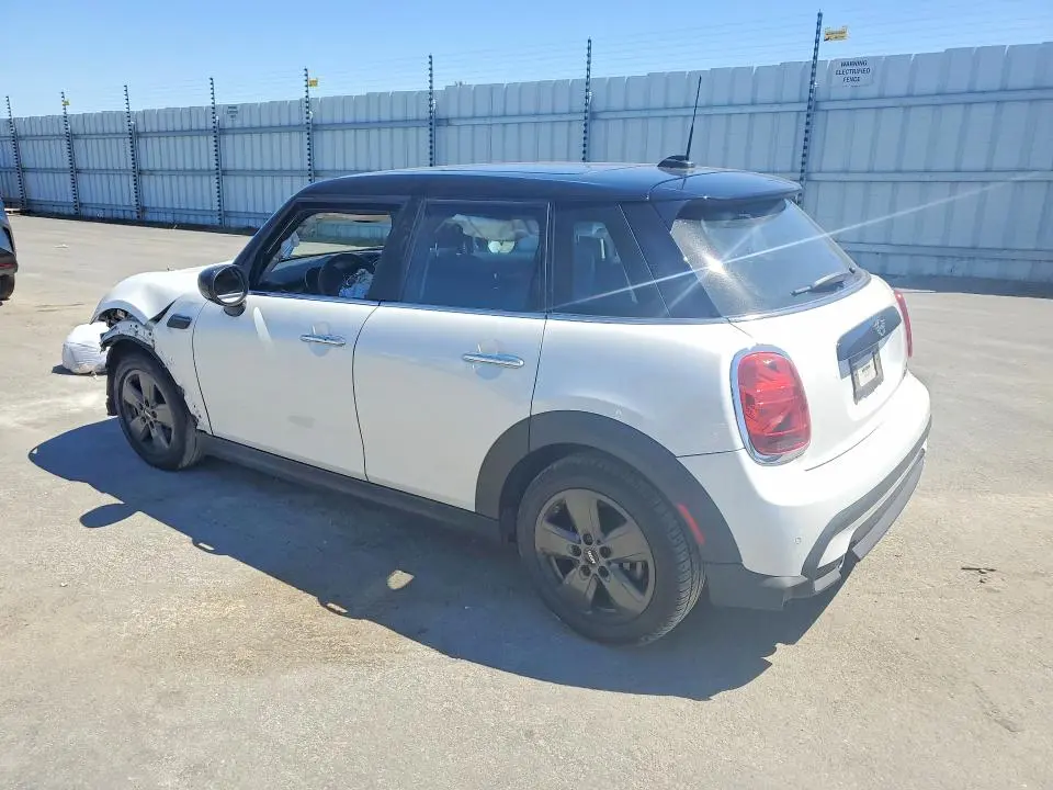 2024 MINI COOPER   