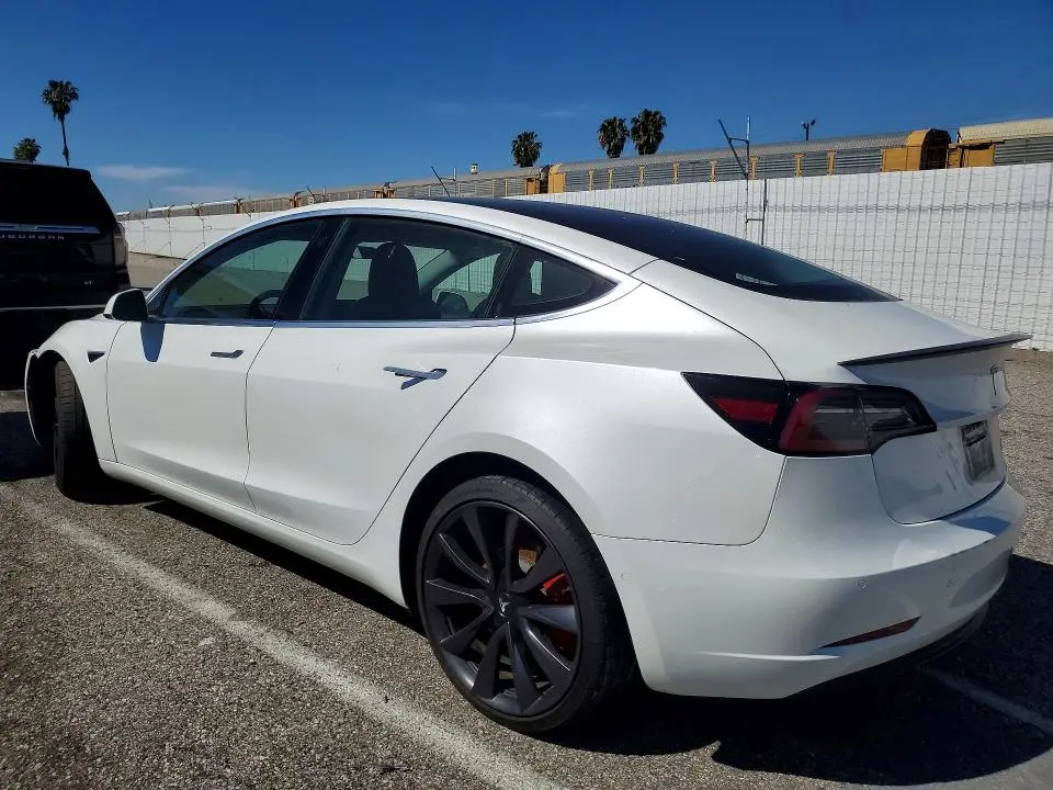 2020 TESLA MODEL 3   