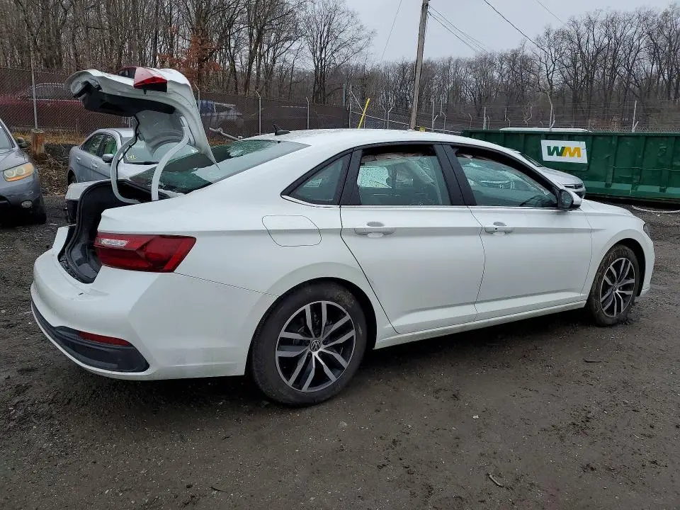 2025 VOLKSWAGEN JETTA SE  