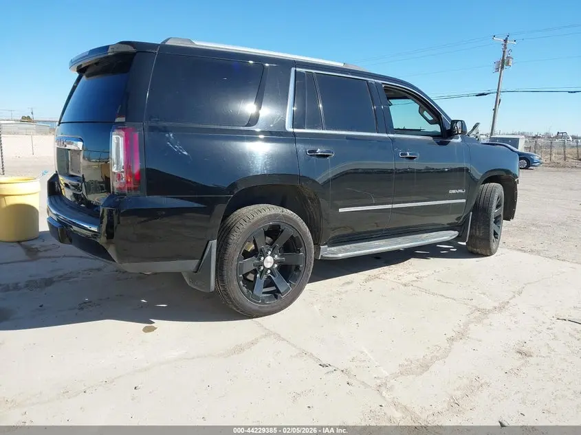 2017 GMC YUKON DENALI