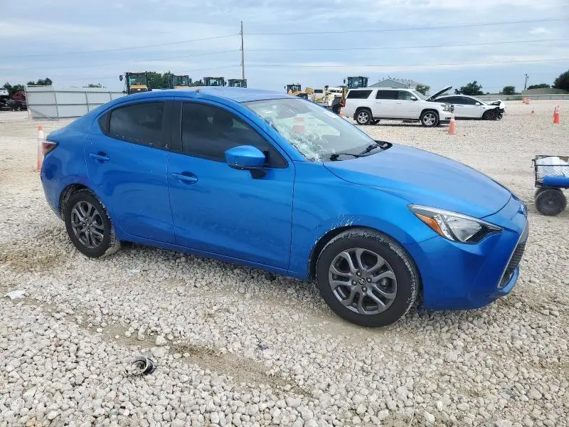 2019 TOYOTA YARIS L  