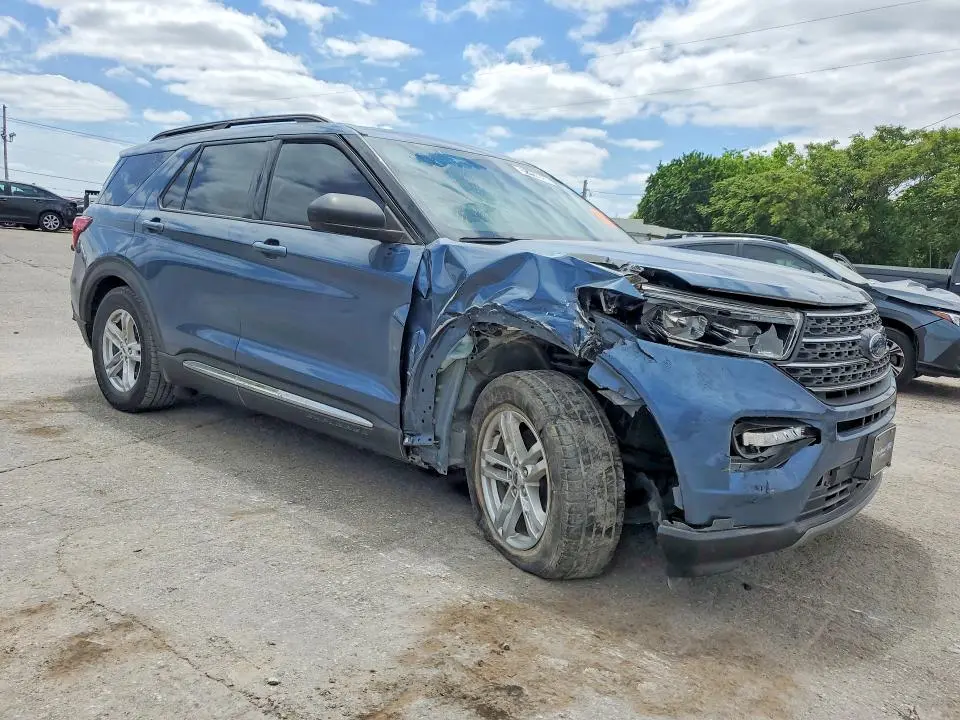 2020 FORD EXPLORER XLT  