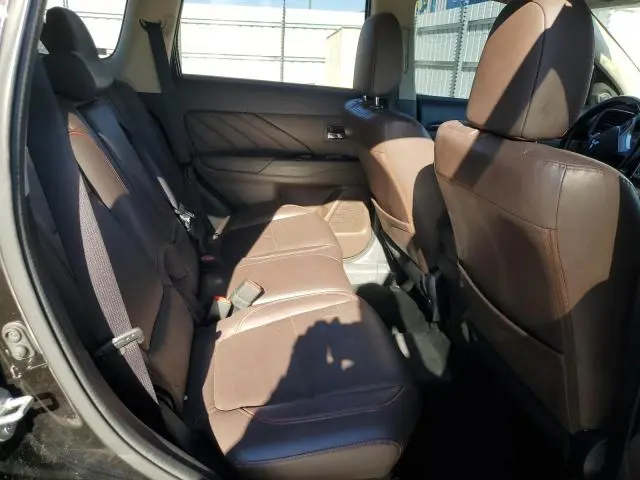 2018 MITSUBISHI OUTLANDER SE  