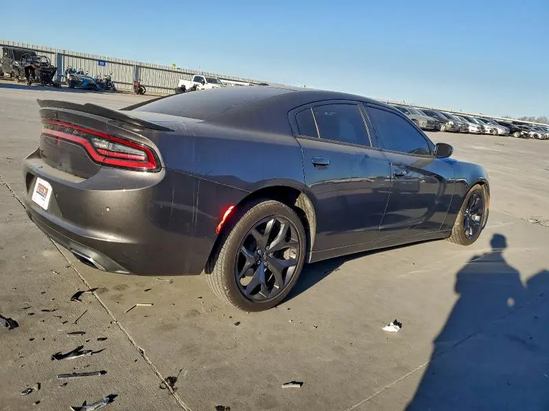 2020 DODGE CHARGER SXT  