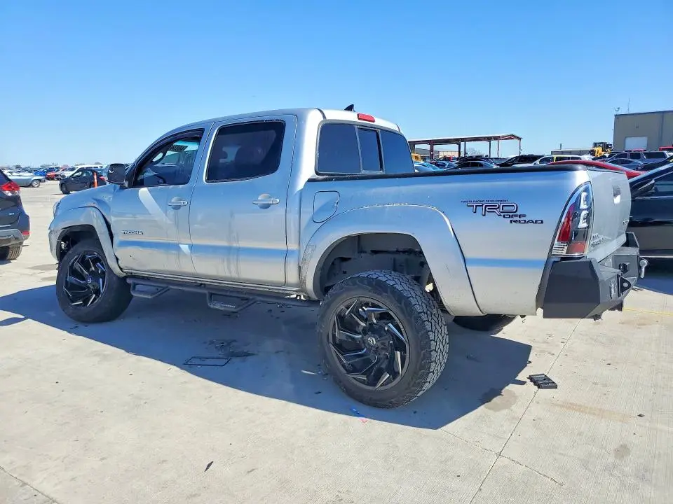 2012 TOYOTA TACOMA V6  