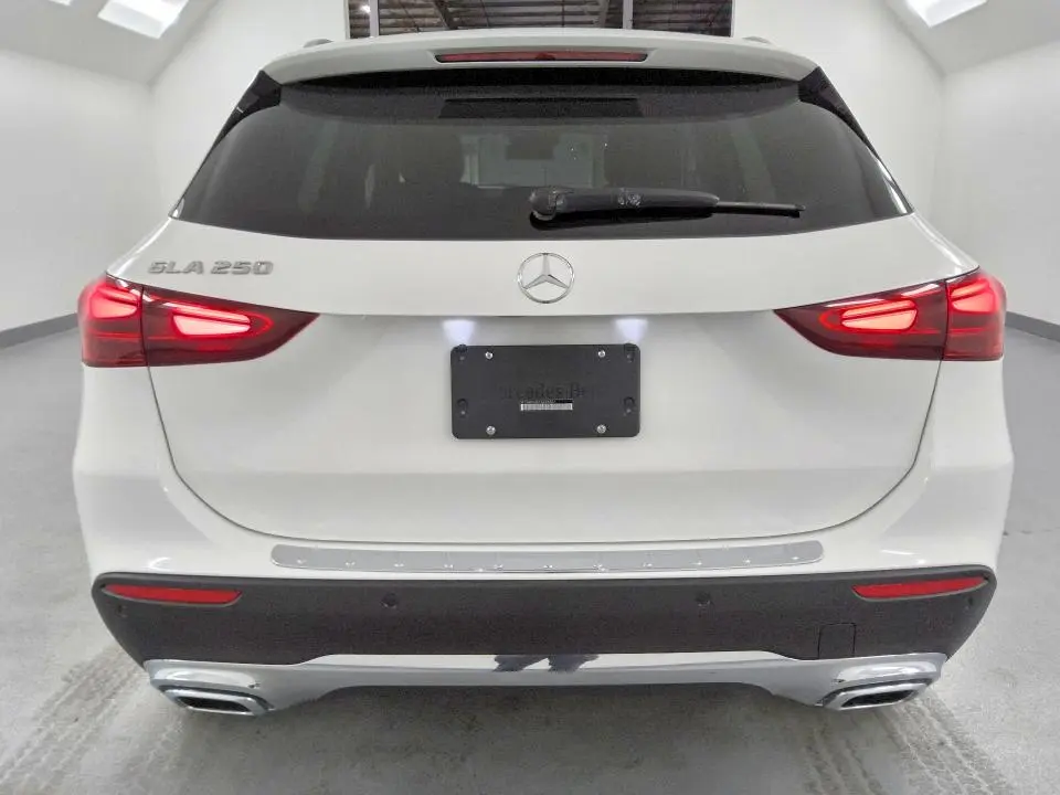 2025 MERCEDES-BENZ GLA 250  