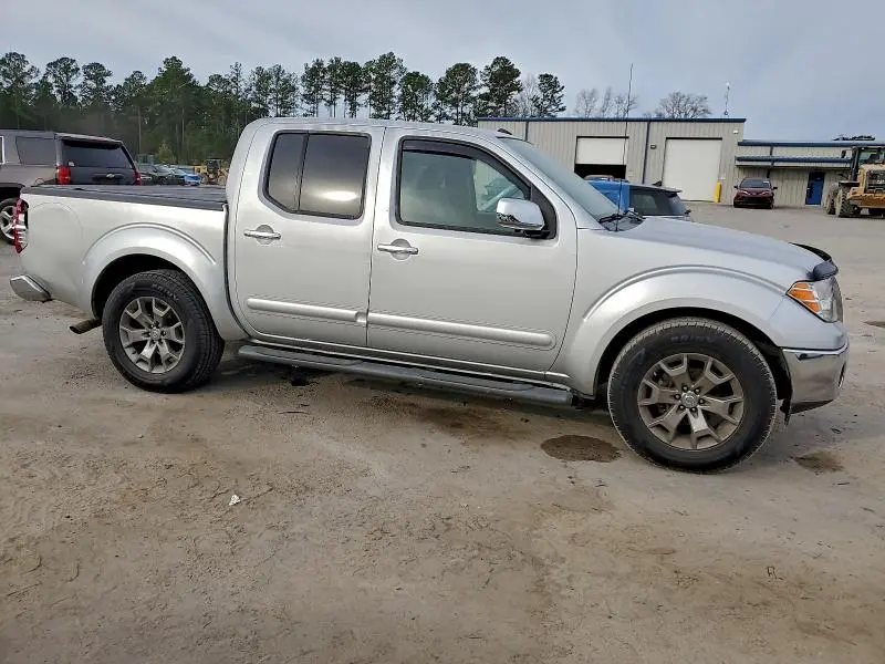 2019 NISSAN FRONTIER S  