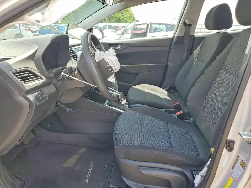 2021 HYUNDAI ACCENT SE  
