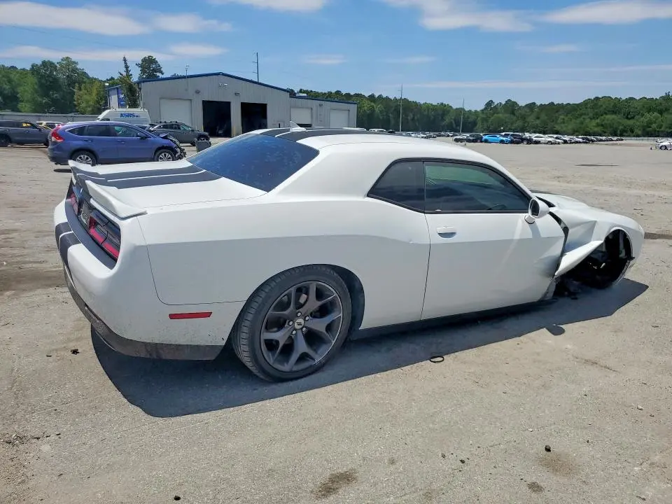 2018 DODGE CHALLENGER SXT  