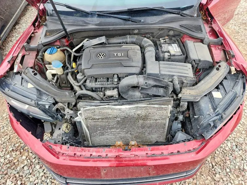 2016 VOLKSWAGEN PASSAT   