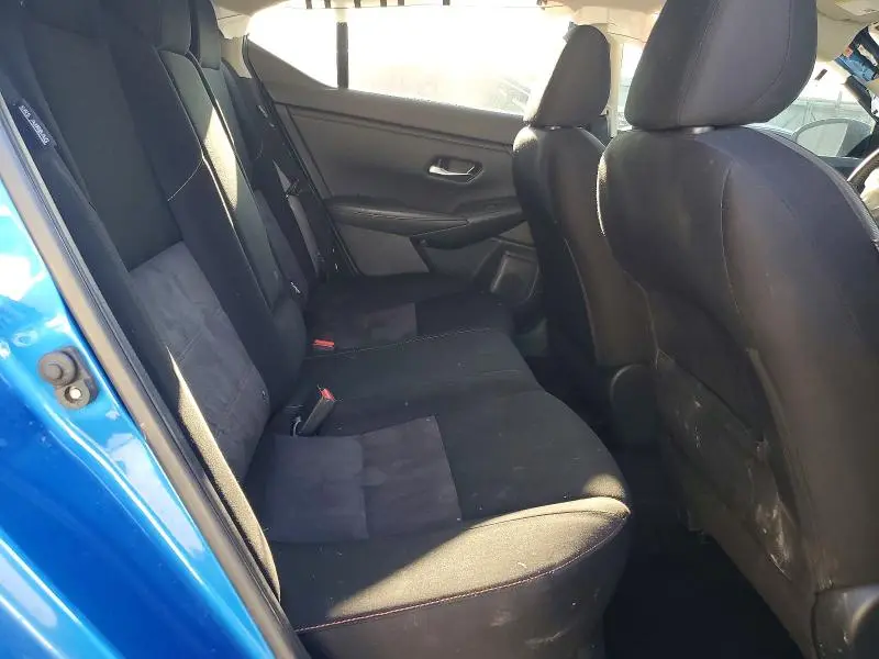 2022 NISSAN SENTRA SR  