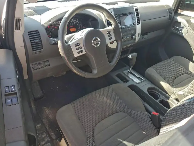 2015 NISSAN FRONTIER S  