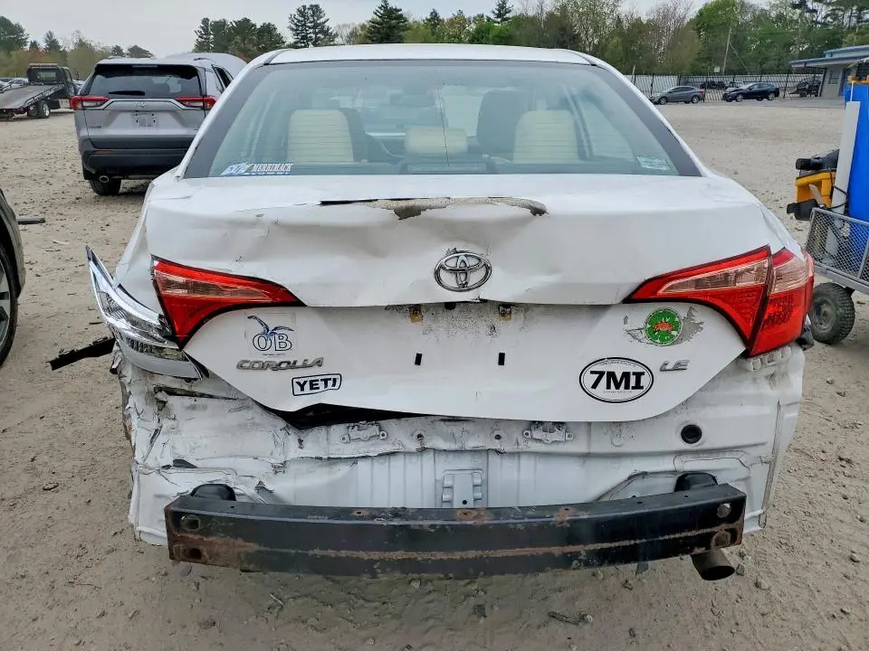 2017 TOYOTA COROLLA LE  