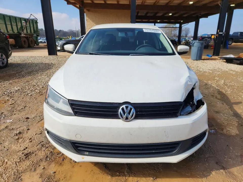 2014 VOLKSWAGEN JETTA SE  