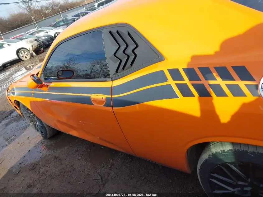 2014 DODGE CHALLENGER SXT PLUS