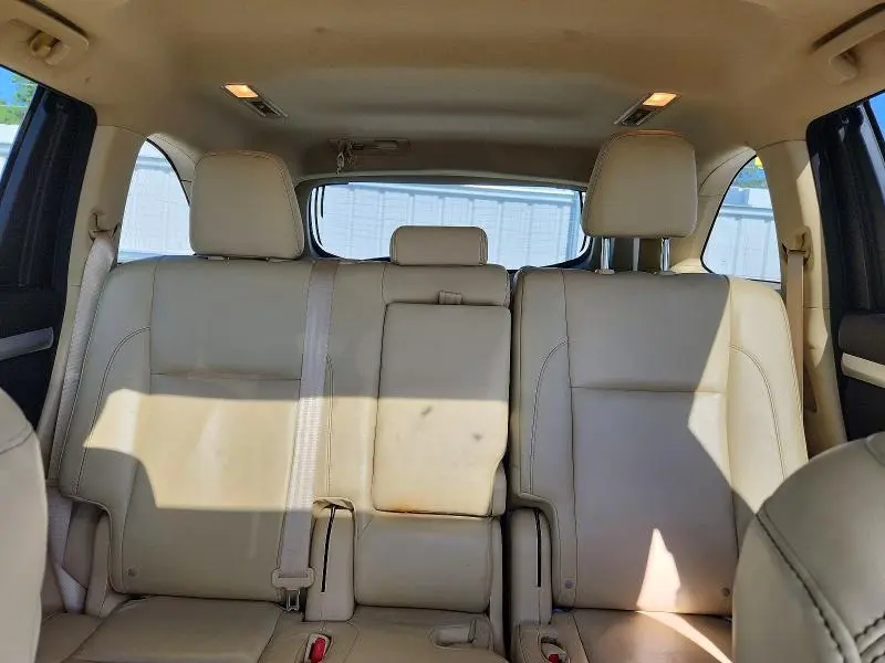 2014 TOYOTA HIGHLANDER XLE  