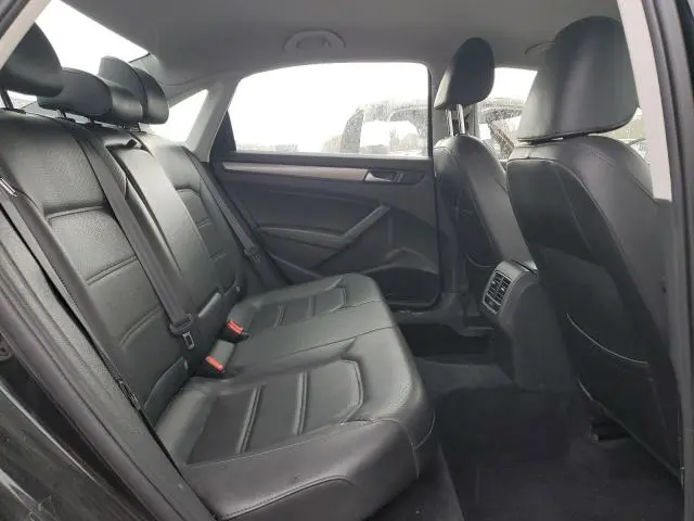 2014 VOLKSWAGEN PASSAT SE  