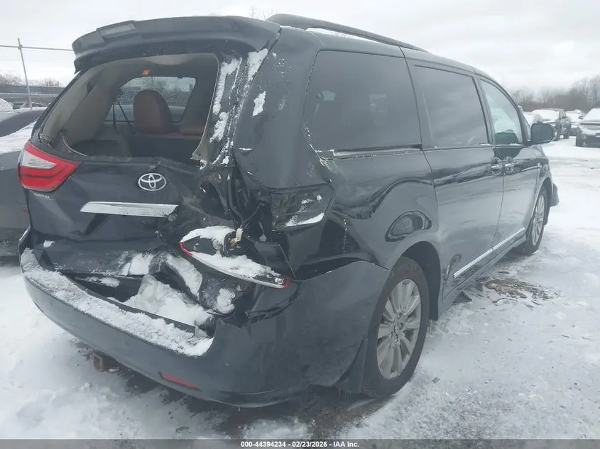 2019 TOYOTA SIENNA LIMITED PREMIUM 7 PASSENGER