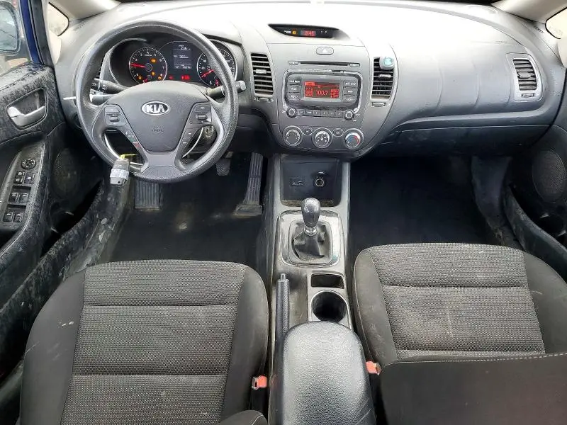 2017 KIA FORTE LX  