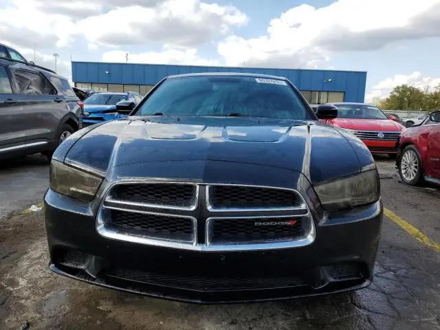 2013 DODGE CHARGER SE  