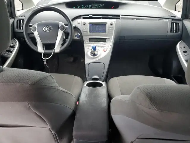 2013 TOYOTA PRIUS PLUG-IN   