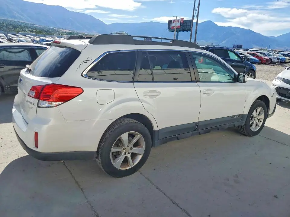 2013 SUBARU OUTBACK 2.5I LIMITED  