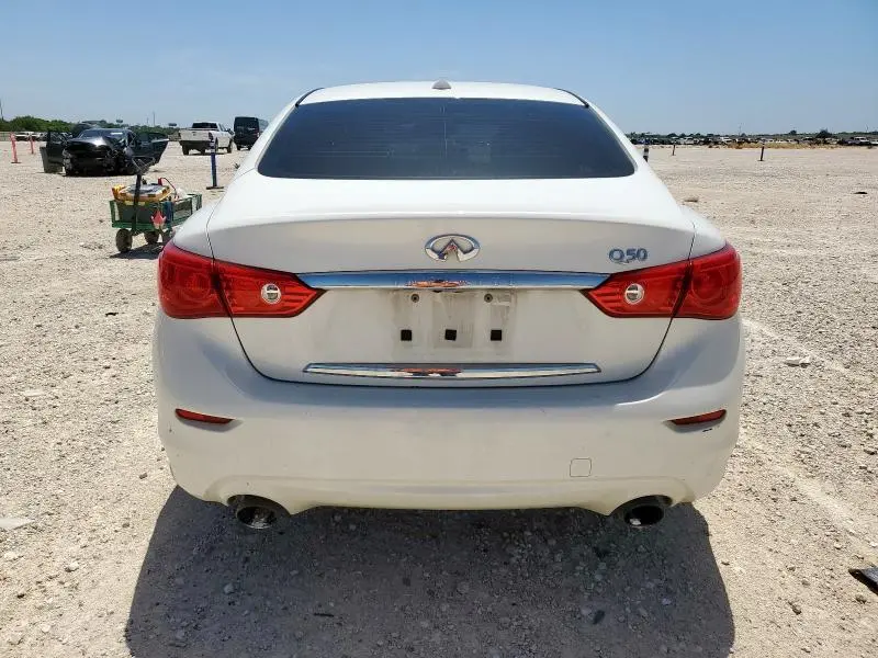 2016 INFINITI Q50 BASE  