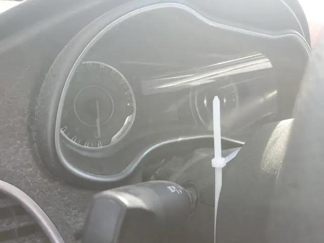 2015 CHRYSLER 200 LX  