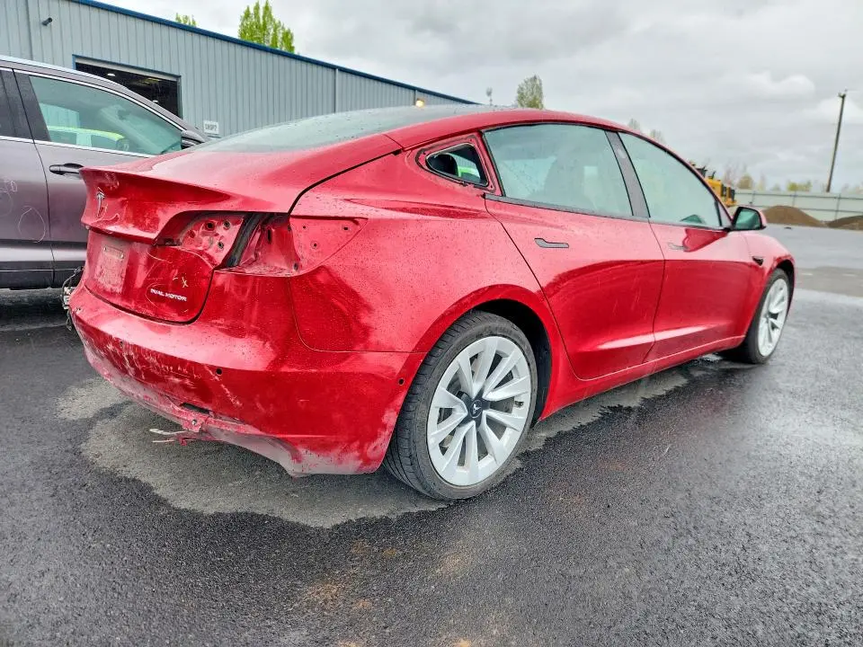 2022 TESLA MODEL 3   