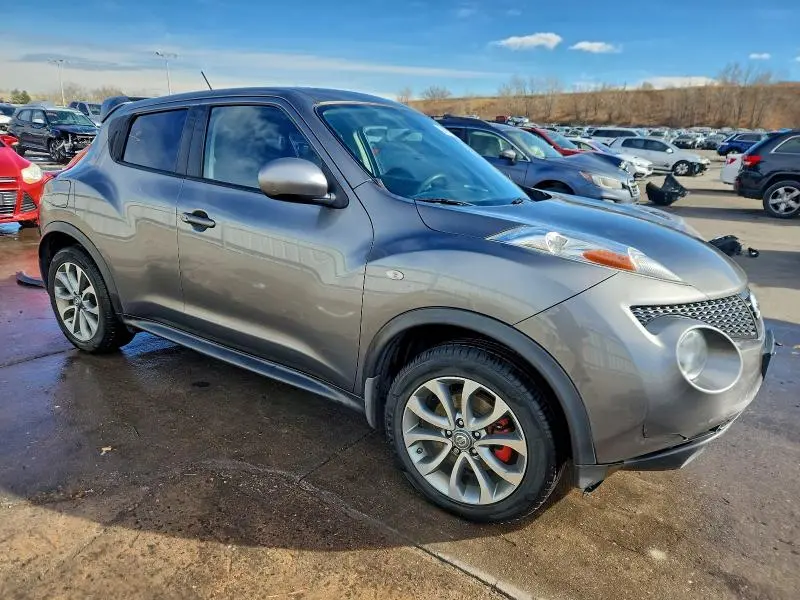 2013 NISSAN JUKE S  