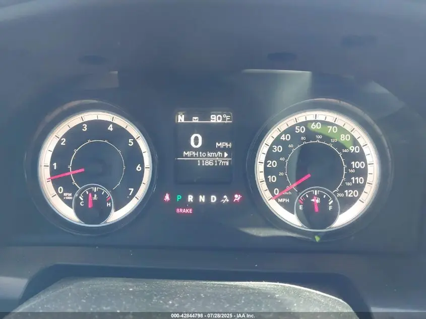 2018 RAM 1500 EXPRESS  4X4 6'4 BOX