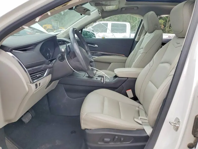2019 CADILLAC XT4 LUXURY  