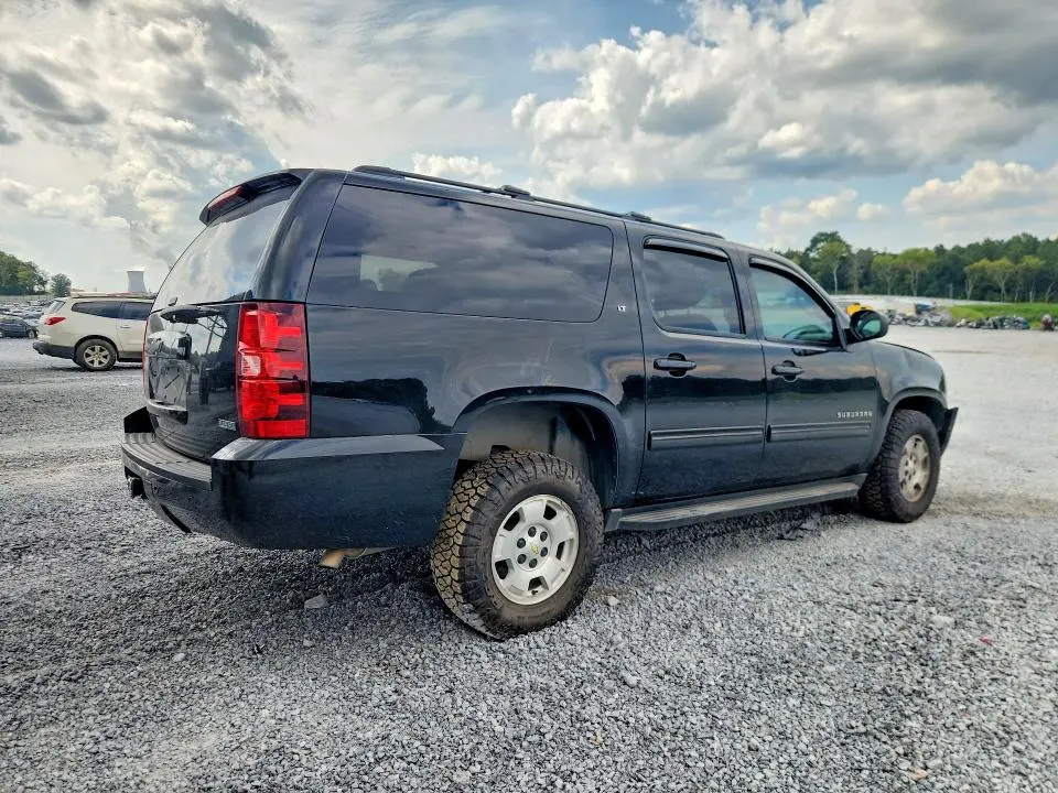 2012 CHEVROLET SUBURBAN K1500 LT  