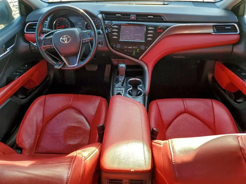 2018 TOYOTA CAMRY XSE  