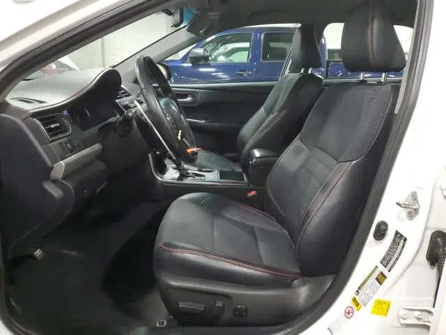 2016 TOYOTA CAMRY LE  