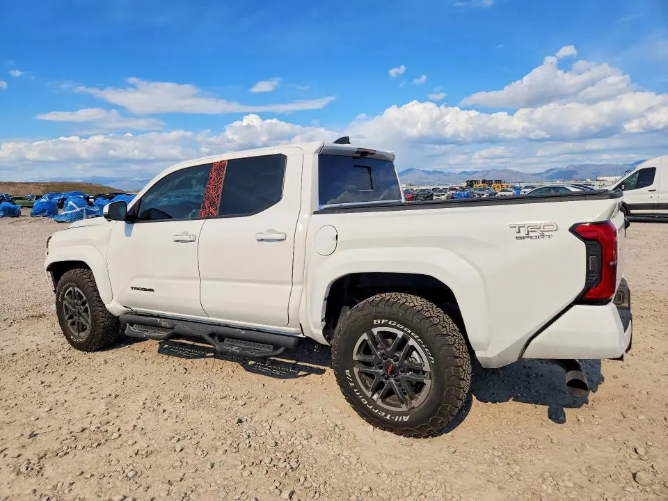 2025 TOYOTA TACOMA TRD SPORT  