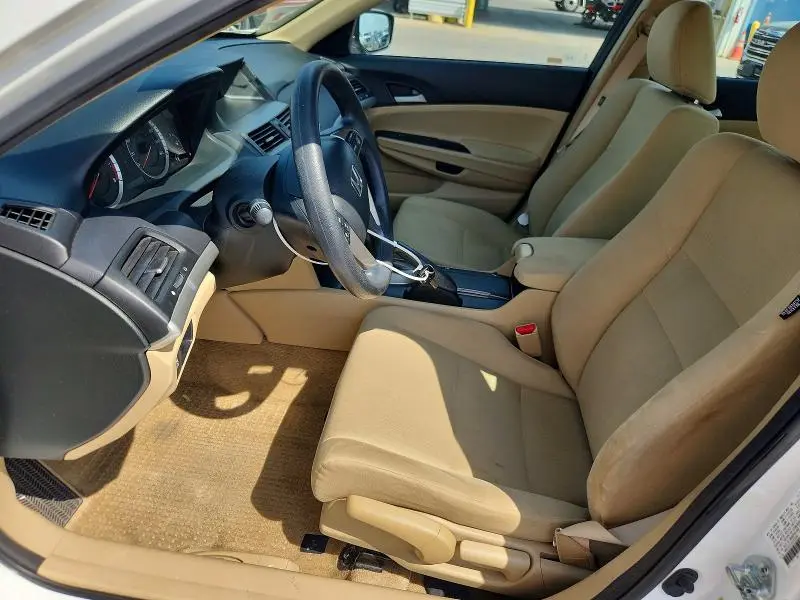 2012 HONDA ACCORD LX  