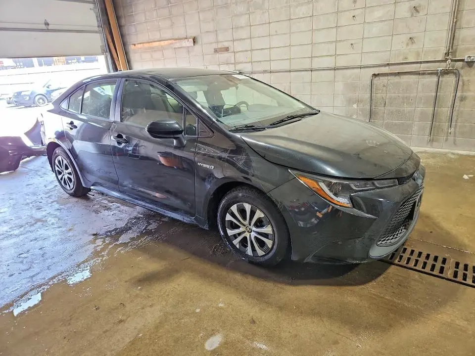 2021 TOYOTA COROLLA LE  
