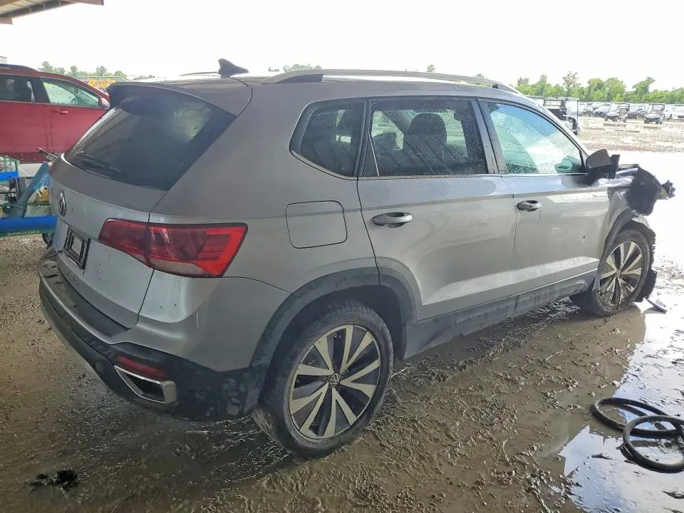 2024 VOLKSWAGEN TAOS SE  