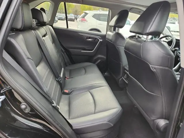 2021 TOYOTA RAV4 LIMITED  