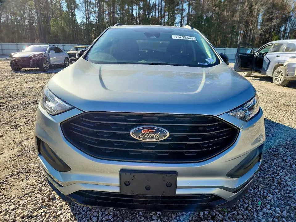 2024 FORD EDGE TITAN   