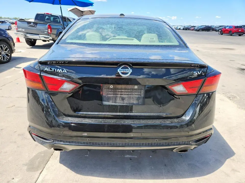 2019 NISSAN ALTIMA SV  