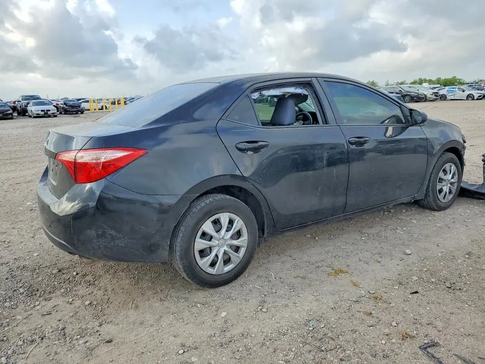 2017 TOYOTA COROLLA L  
