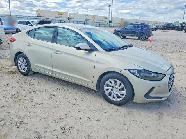 2017 HYUNDAI ELANTRA SE  