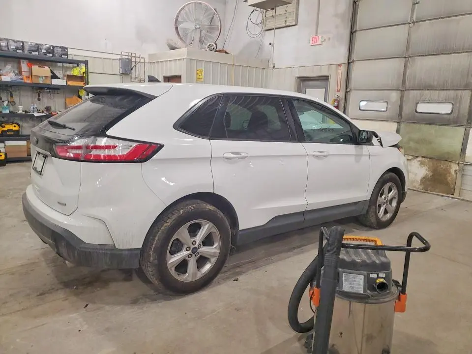 2020 FORD EDGE SE  