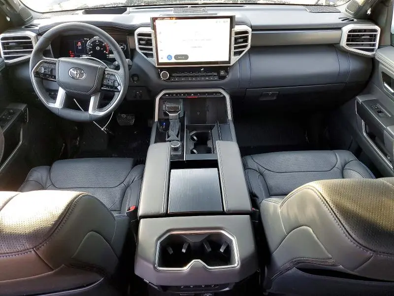 2025 TOYOTA TUNDRA CREWMAX PLATINUM  