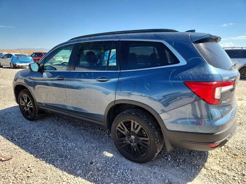 2021 HONDA PILOT SE  
