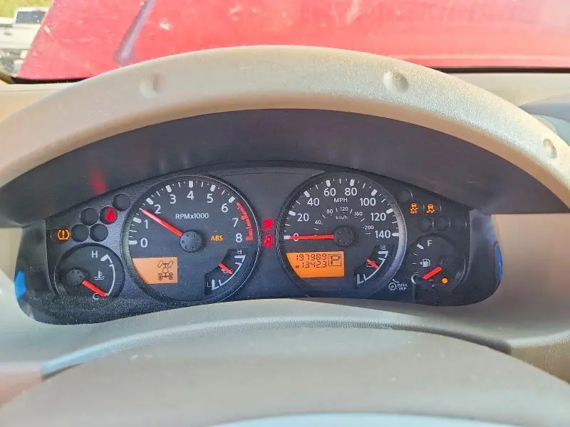 2010 NISSAN FRONTIER SE V6  