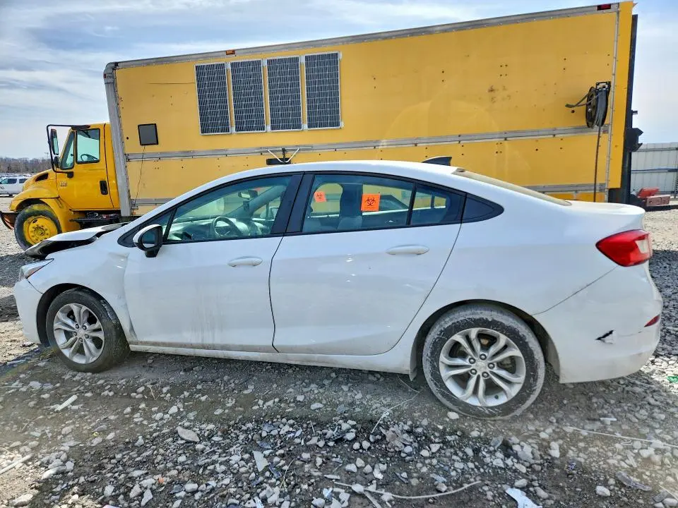 2019 CHEVROLET CRUZE LS  